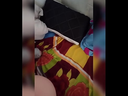 ❤️ Teman sekamar saya tinggal di rumah sendirian karena suaminya pergi berlibur dan saya mengambil kesempatan untuk menidurinya dan mengisi pantatnya dengan susu porno indah pada kami ️❤